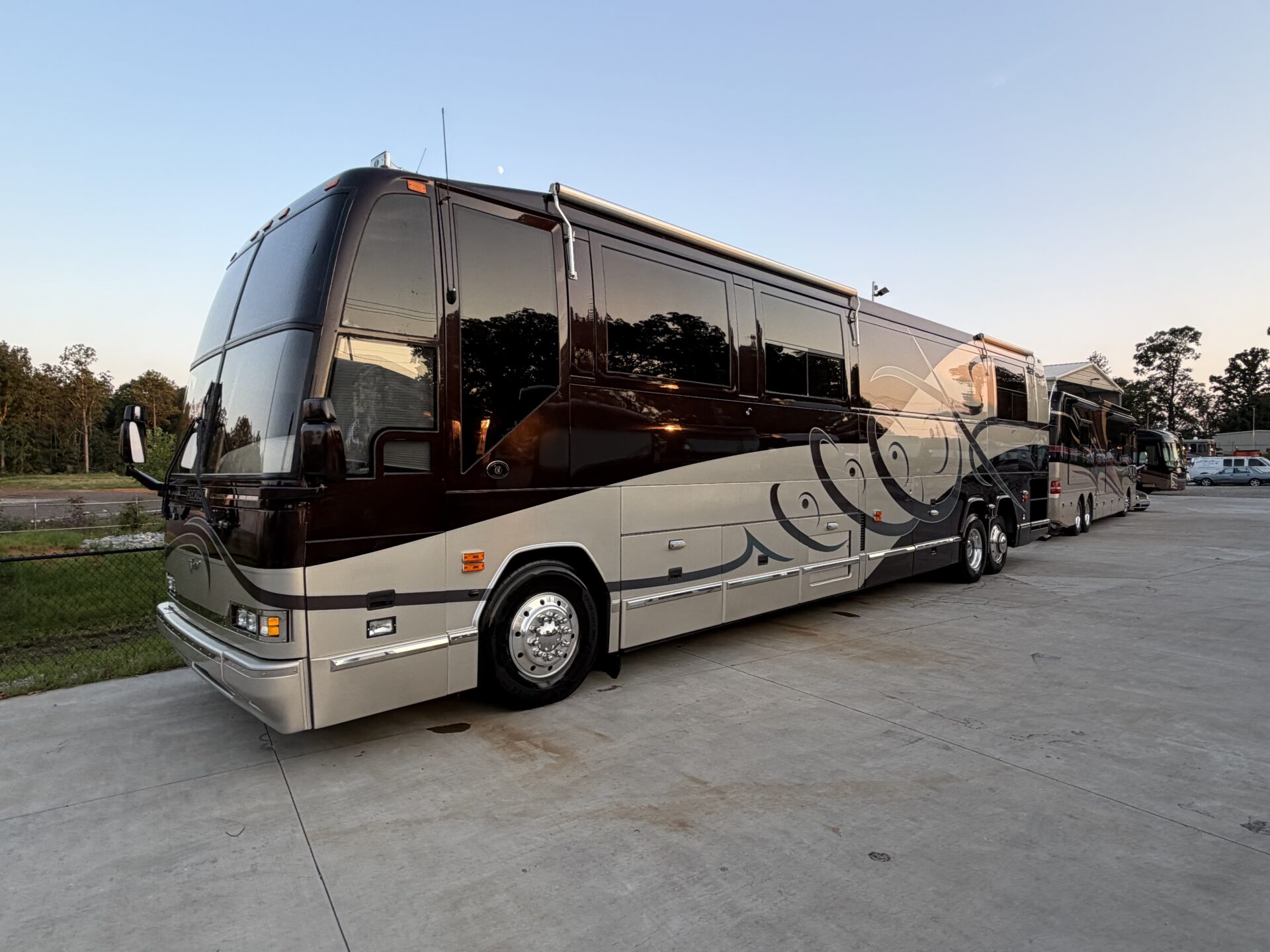 2001 Prevost Featherlite Vantare 2 Slid