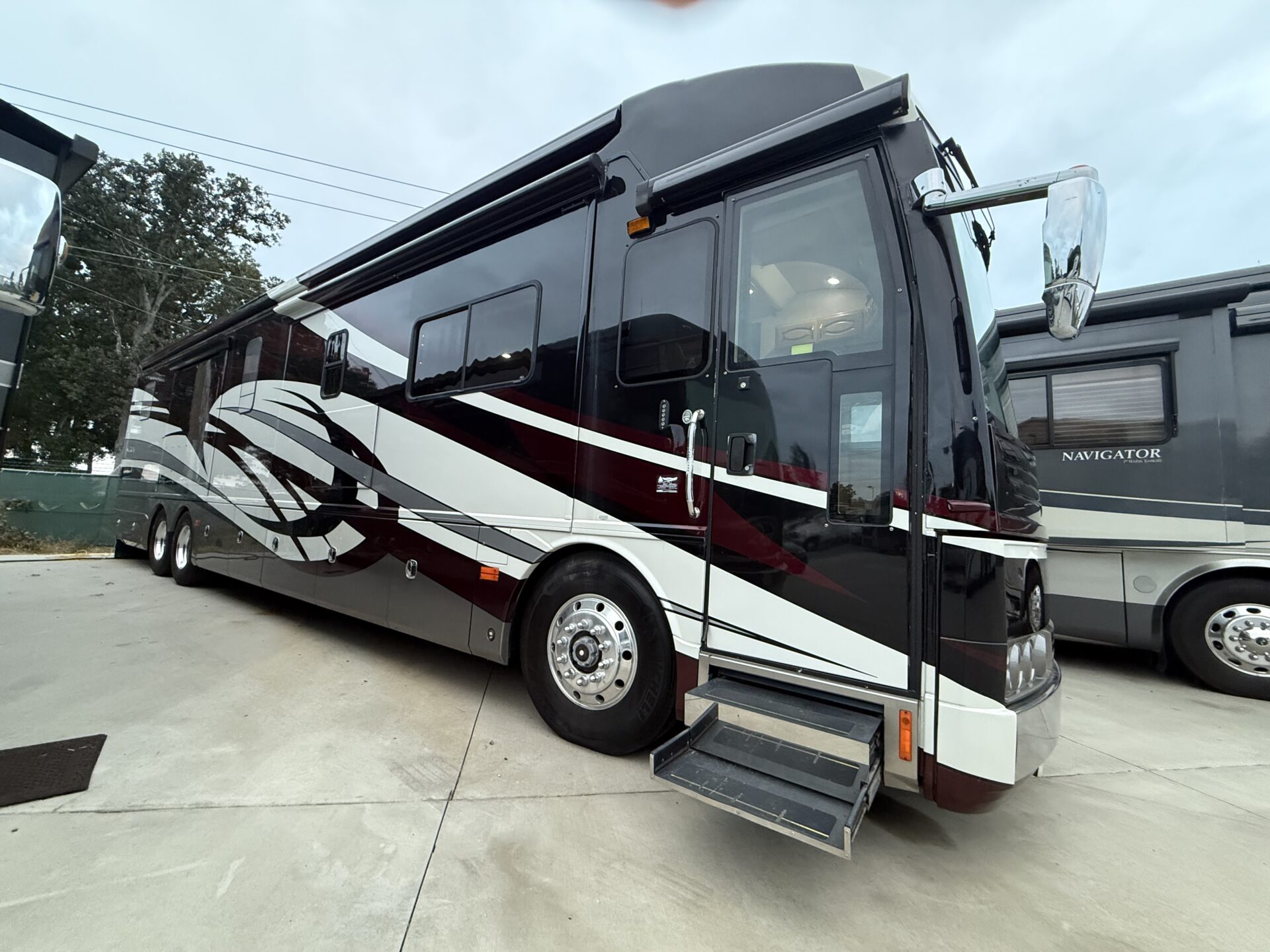 2007 American Coach Heritage 45E